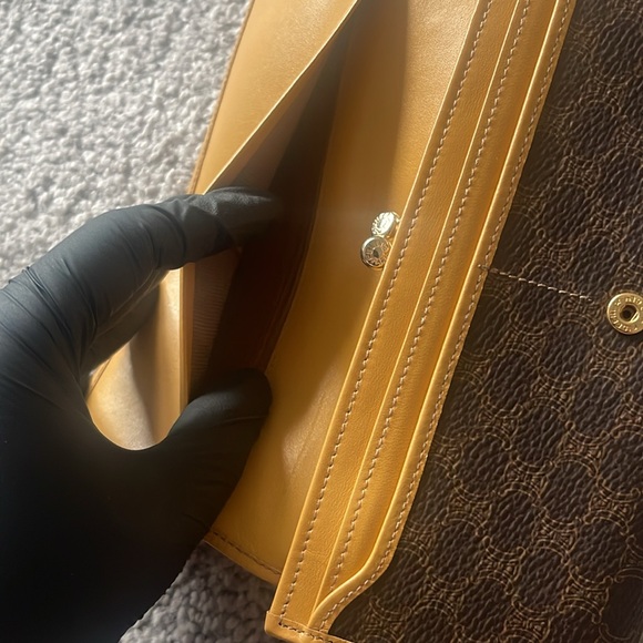 Vintage Celine brown Macadam wallet - Picture 7 of 11